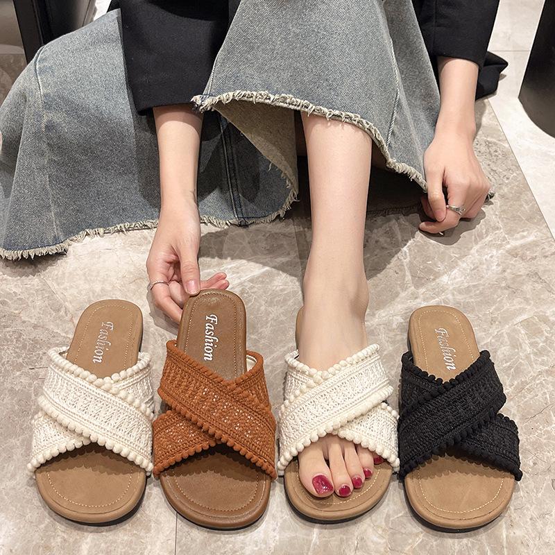 Fairy wind flat bottom cool slippers female outer wear 2025 new spring and summer gentle matching skirt versatile beach one-word drag