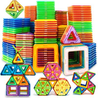 Brinquedos de construção e engenharia