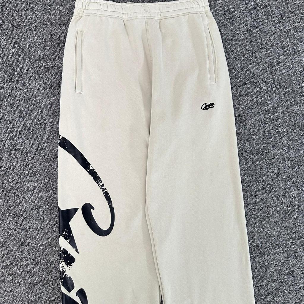 Trendy Devil's Island Hooded Sweatshirt and Pants Set for Men and Women - Casual, Loose-Fit, Fashion-Print Letter Design.
