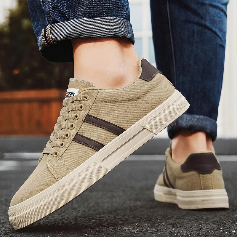 New Men's Classic Four Seasons Fashion Low Top Skateboarding Shoes Comfortable Soft Sole Sneakers