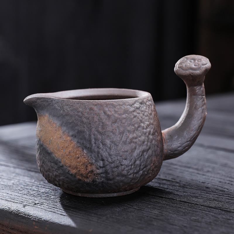 Tea Divider, Gilded Iron Glazed Tea Sea Fair Cup, Ceramic Male Cup, Wood-fired Evenly Cooked Cup, Tea Set Accessories, Gilt Fair Cup