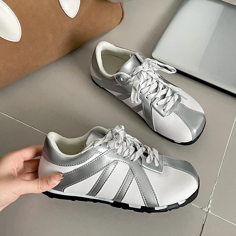 American trend popular red retro flat-bottomed German training shoes women's 2025 new spring versatile Forrest Gump sports shoes