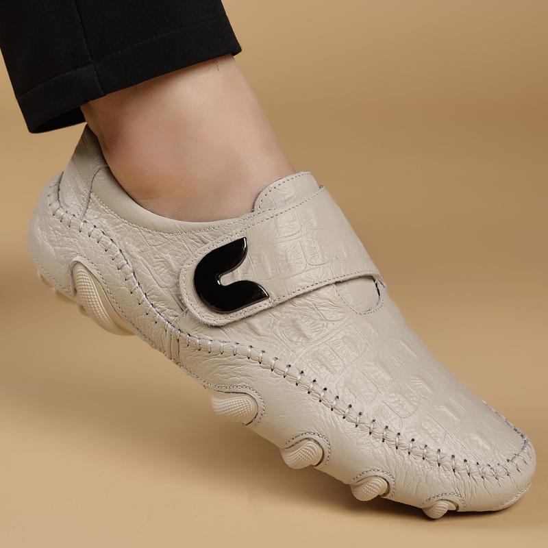 Fashion Genuine Leather Men Casual Shoes Formal Anti Slip Sole white Loafers Handmade Male Footwear Leisure Walk Driving Shoes Moccasins