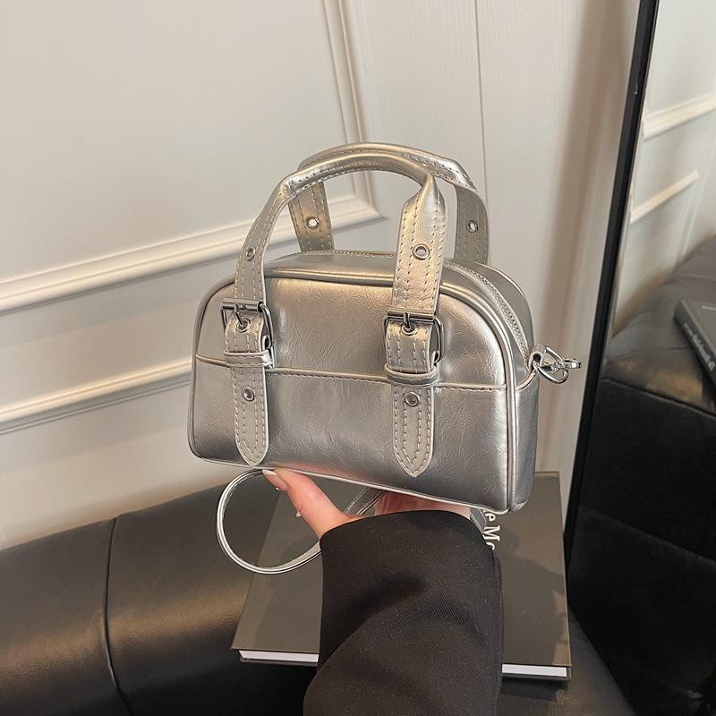 

Korean version of fashion handbag women s bag 2025 new solid color commuter small square bag simple shoulder bag messenger bag серебряный