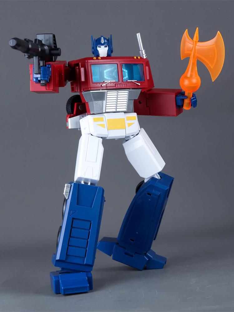 Non-Toxic 30Cm Transformable Robo Toy Masterpiece G1 Animated Version Ultra Magnus Optimus Prime Action Figure Collection Robot Gifts Toys