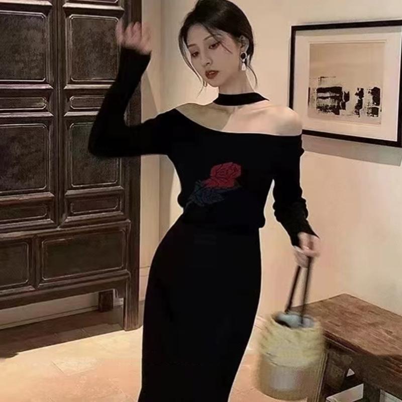 

The new slim-fit and thin temperament top, sexy hot girl design sense, one-shoulder long-sleeved bottoming shirt One Size чёрный