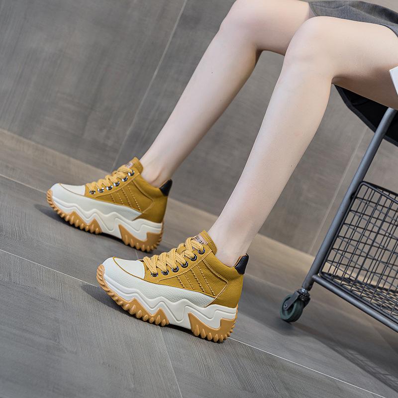 Leather dad shoes women's autumn 2025 new inner height increase casual fashion sports shoes thick sole inner height increase women's shoes