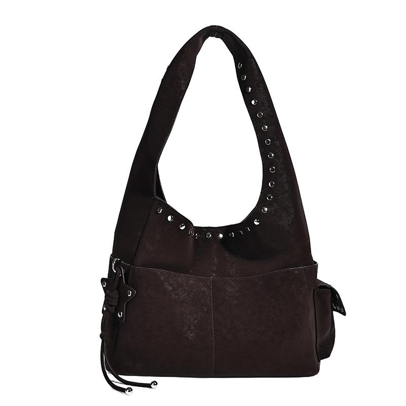 High-end Matte Leather Large Handbag for Women, 2025 New Vintage Studded Bucket Bag, Autumn and Winter Textured Handbag, Shoulder Bag