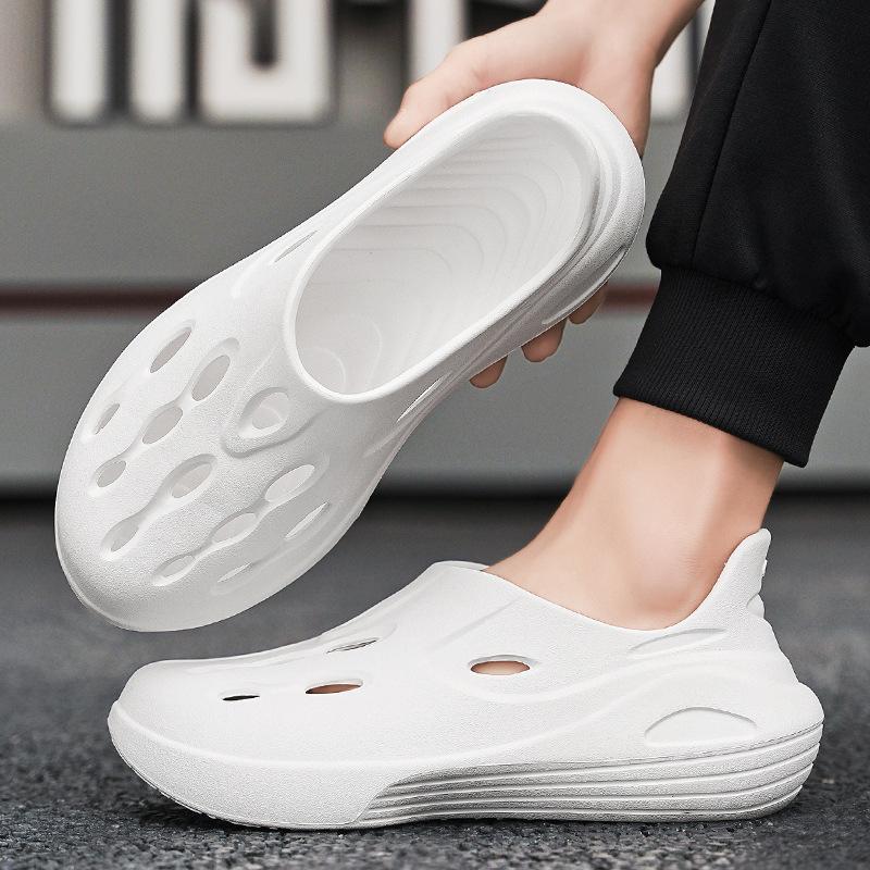 EVA Coconut Hole Shoes Men's Bag Head Breathable Sandals Fashion Beach Non-slip Foot Cover Breathable Cool Slippers