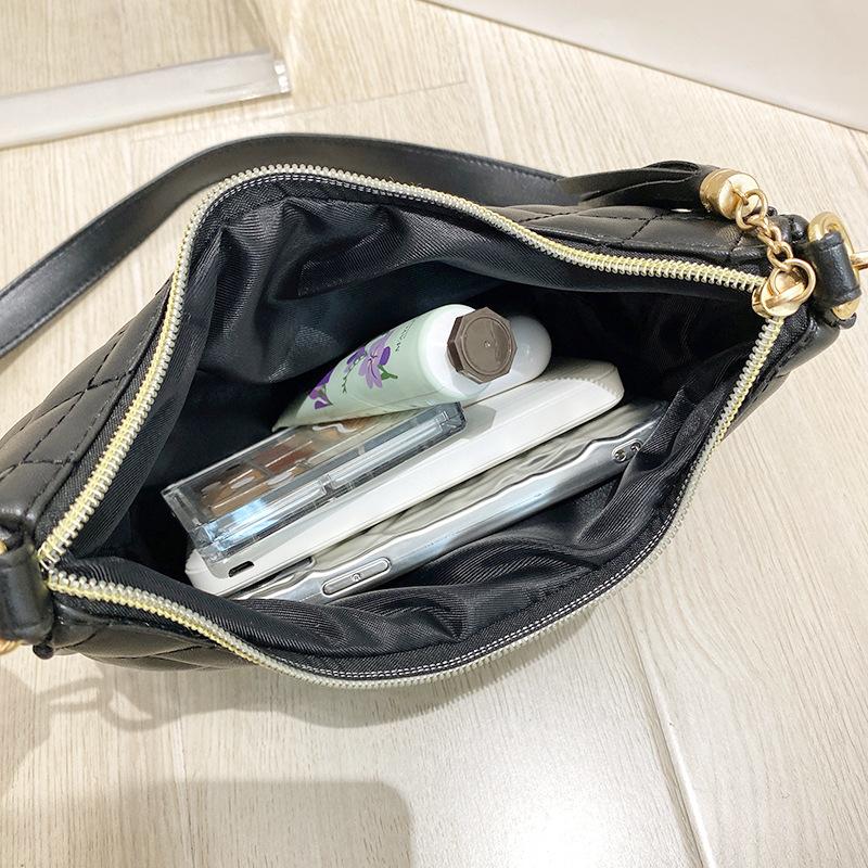 Underarm Bag Small Bag Manufacturers Wholesale 2022 Korean Version of the Shoulder Bag Cross-border Explosion Model Diamond Bag