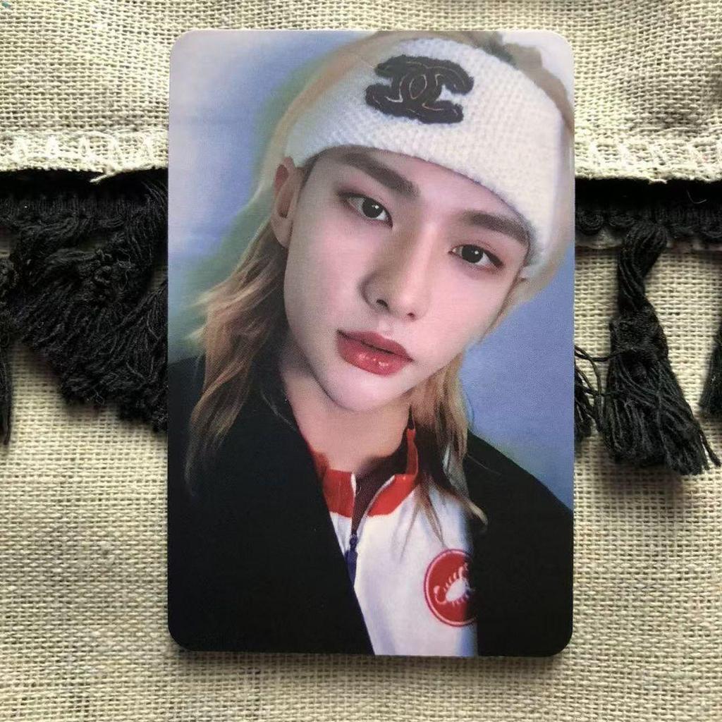 [USED] StrayKids Hyunjin IN Subk Shop Random Trading Card