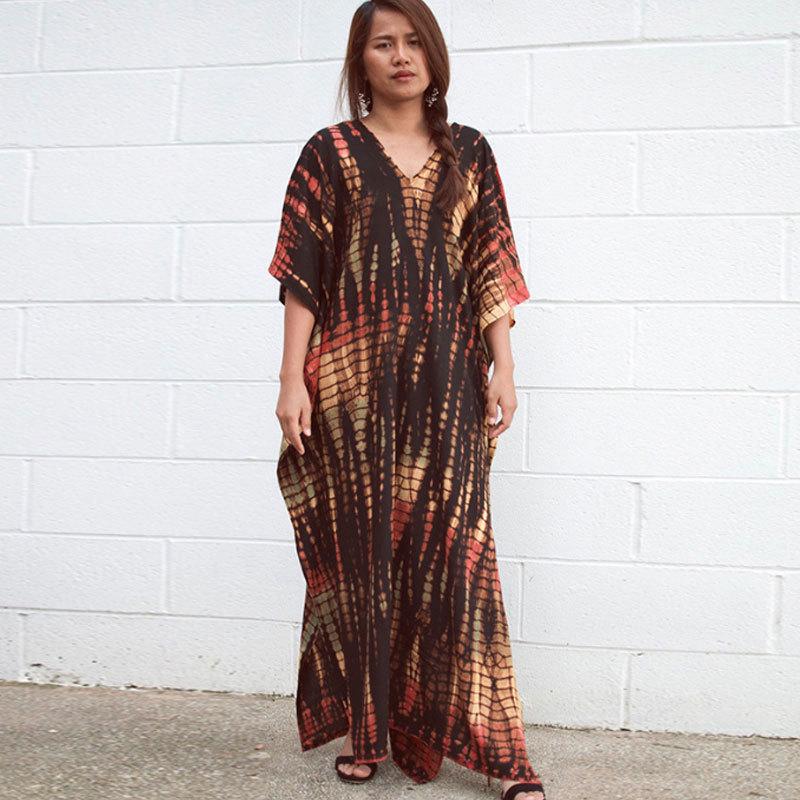 European & American Tie-dye Rayon Beach Dress: Loose, Long Seaside Vacation Robe & Bikini Cover-up with Sunscreen Shirt for Women