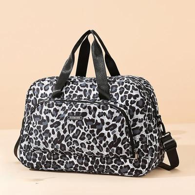 Leopard Print Travel Duffels Bag Large Capacity Sports Gym Bag Weekender Overnight BagVery Suitable for Weekend Travel Yoga Fitness Sports and Other