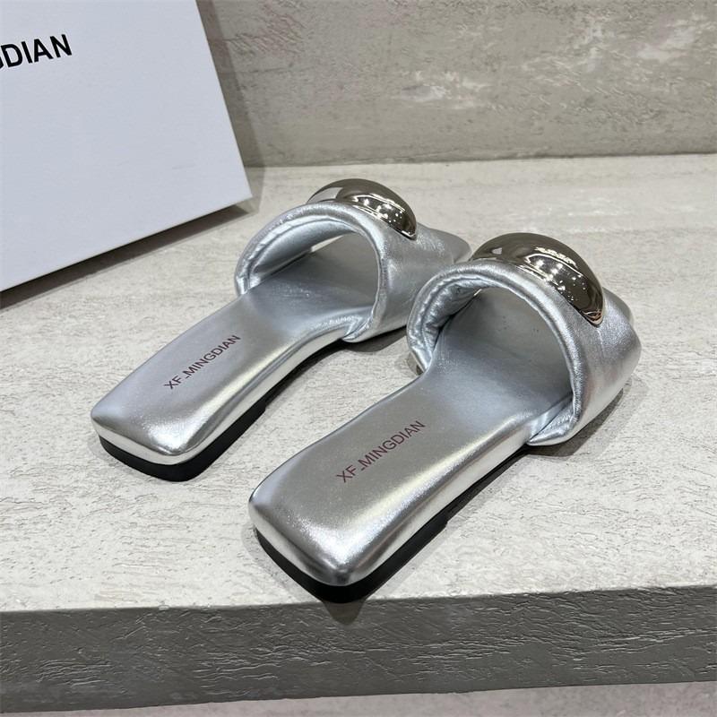 Fashion Women's Fashion Flat Sandals Summer New Square Head Shallow Mouth Open Toe Metal Buckle Soft Sole Non-slip Slippers