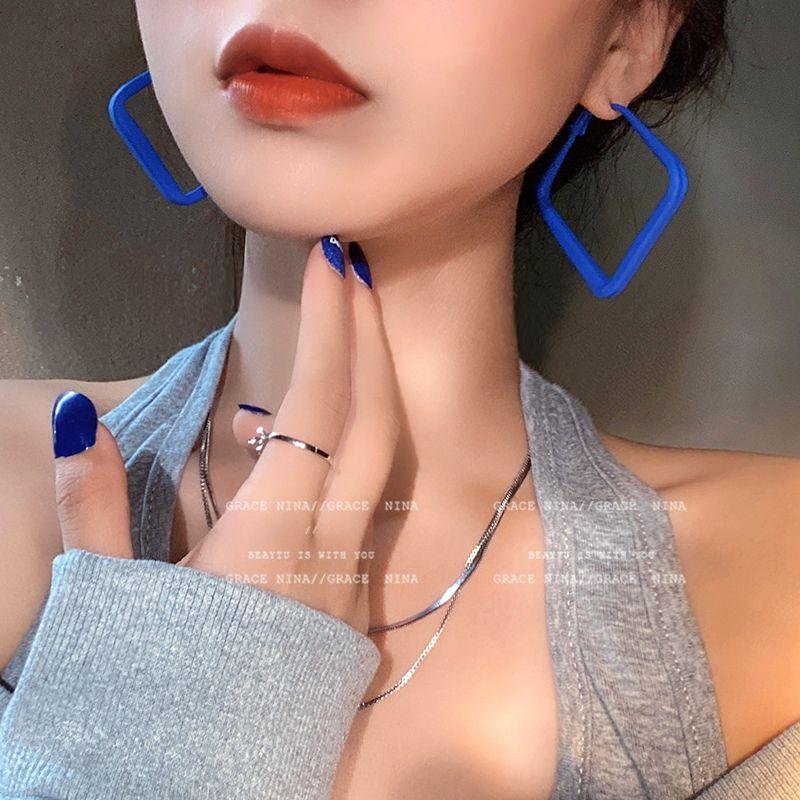 

Spring and Summer Color Square Premium Elegant Female Earrings Blue
