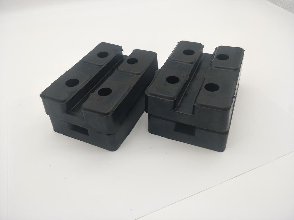 Rectangle Rubber Arm Pad 4pcs Heavy Duty Auto Truck Hoist Lift