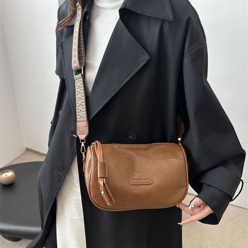 Vintage Fashion Versatile New Women Lady Bags Solid Color High-Grade Texture Simple Generous Temperament Crossbody Shoulder CLE