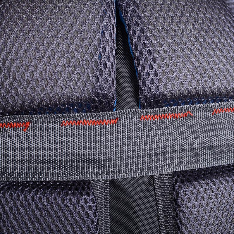 Neue Sport-Bergsteigertasche Nylon-Reisetasche Reisetasche Fitness-Sport-Umhängetasche im Freien