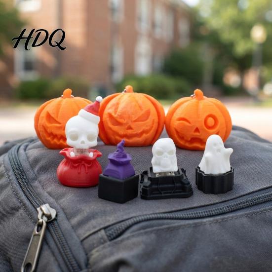 Ghost Keychain Pendant Halloween Fidget Clicker for Stress Relief Pumpkin Skull Witch Office Reliever Hat Finger Clicker 3D Printed Push Button Bag