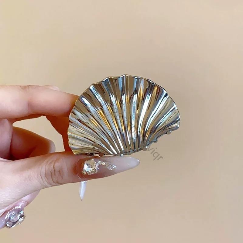 Elegant Gold Metal Shell Hair Claw Clip For Long Hair Women Practical And Stylish Hair Accesories Party Hairpin Headwear AXYD
