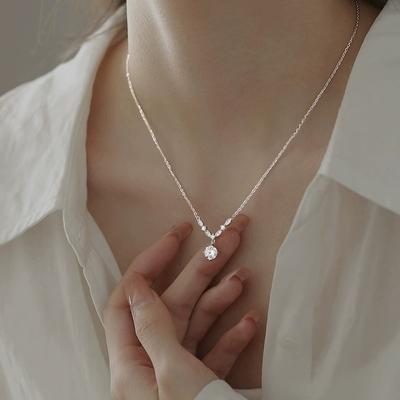 Parıldayan Galaksi Kolye Kadın Işık Lüks Moda Çok Yönlü Köprücük Kemiği Zinciri Zirkon Kolye Ucu Kolye Hediye
