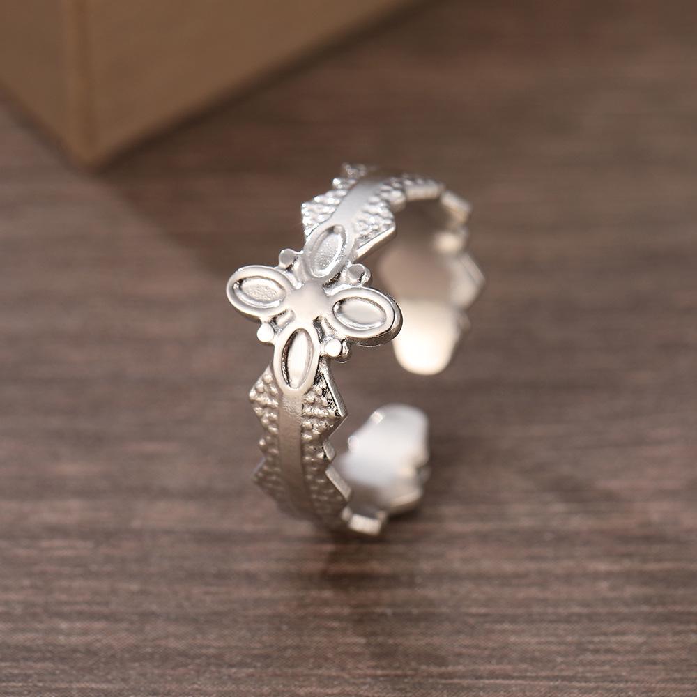 European & American Style Non-Fading Stainless Steel Adjustable Women's Ring with Niche Design