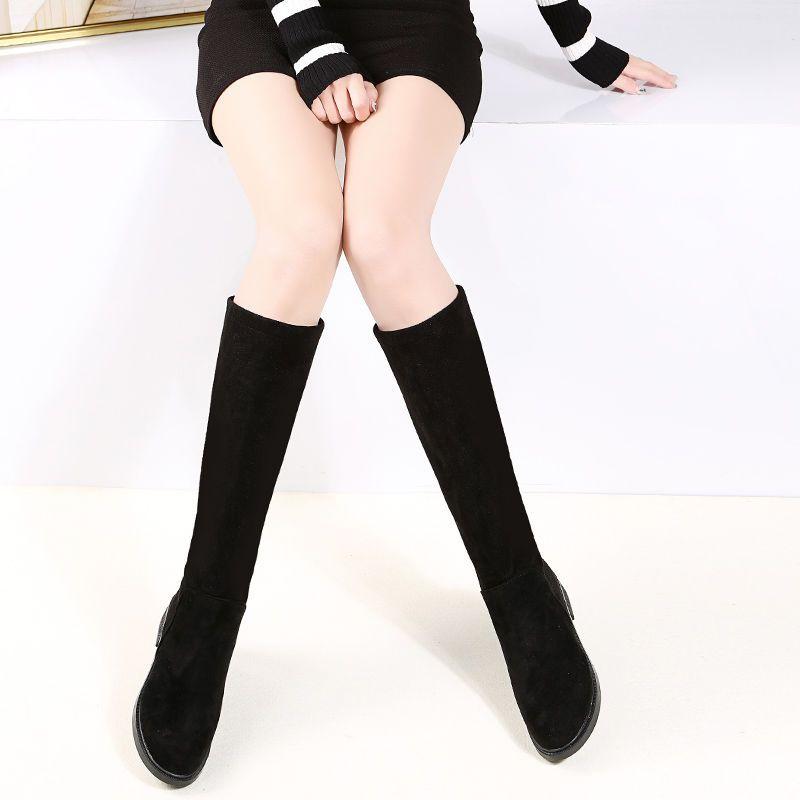 Модные зимние женские сапоги с круглым носком — фото 6