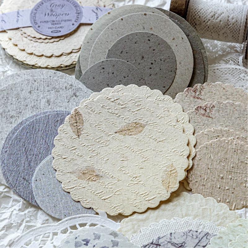Vintage Round Scrapbook Paper Pack Scalloped Edges Retro Botanical Pattern for DIY Journaling Photo Frame Decor Art Craft Supply