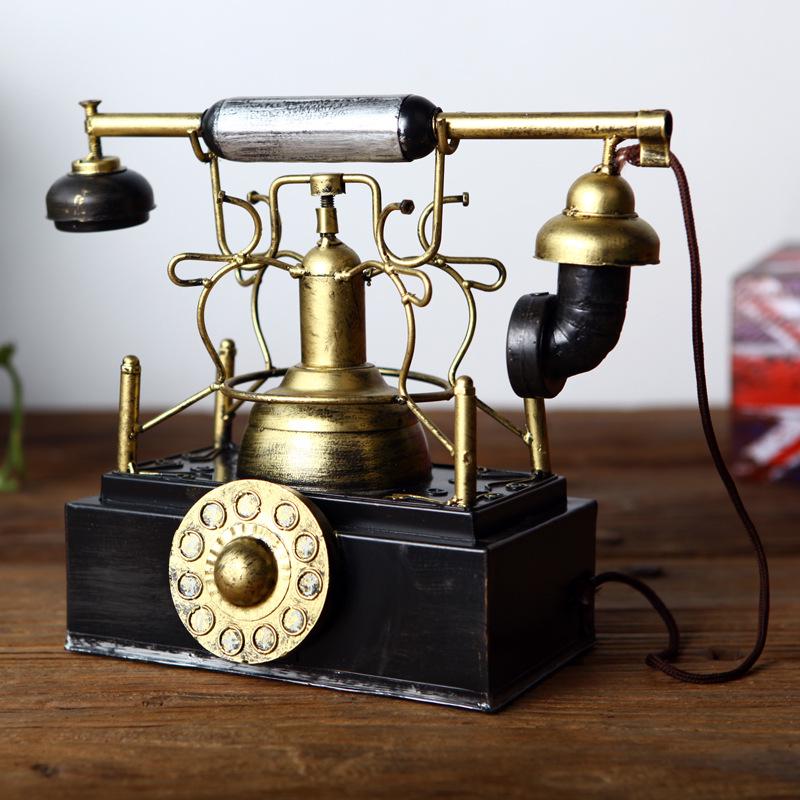Retro All-Metal Telephone Model: Home Decoration & Wine Cabinet Ornament