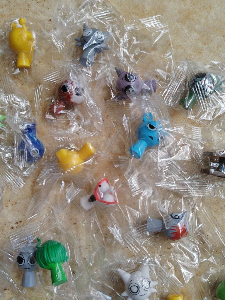 Нетоксичний 48 шт./Набір Міні 3-5 см Sprunki Фігурка Іграшка Мультфільм Фільм Sprunki Wenda Модель Лялька Фігурки Подарунок для Дітей