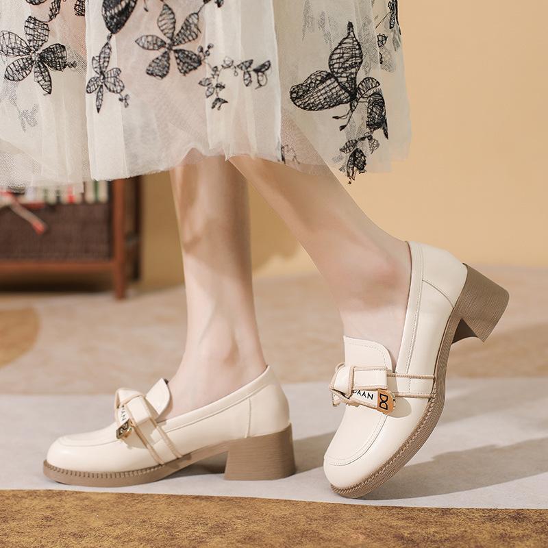 

Leather flat for Huizhou women s shoes Su Yinyin same small leather shoes black versatile spring new loafers 40 абрикосовий