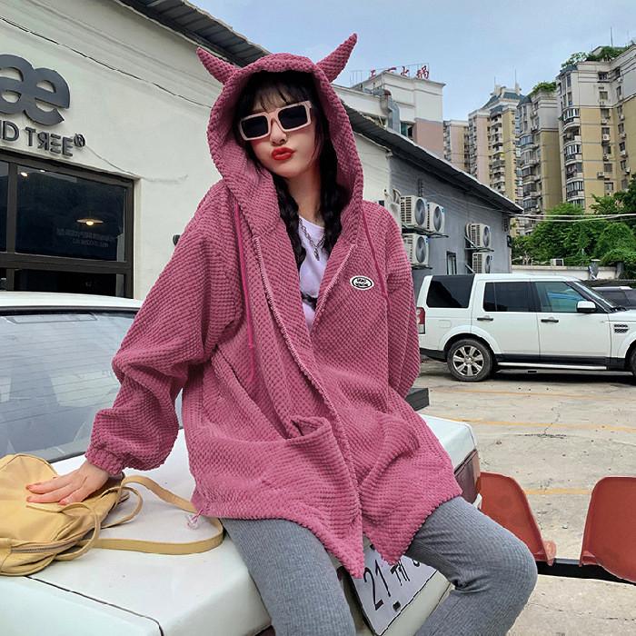 

Модное свободное пальто на молнии из коровьего рога с декоративными ушками, женский свитер XXL розовый