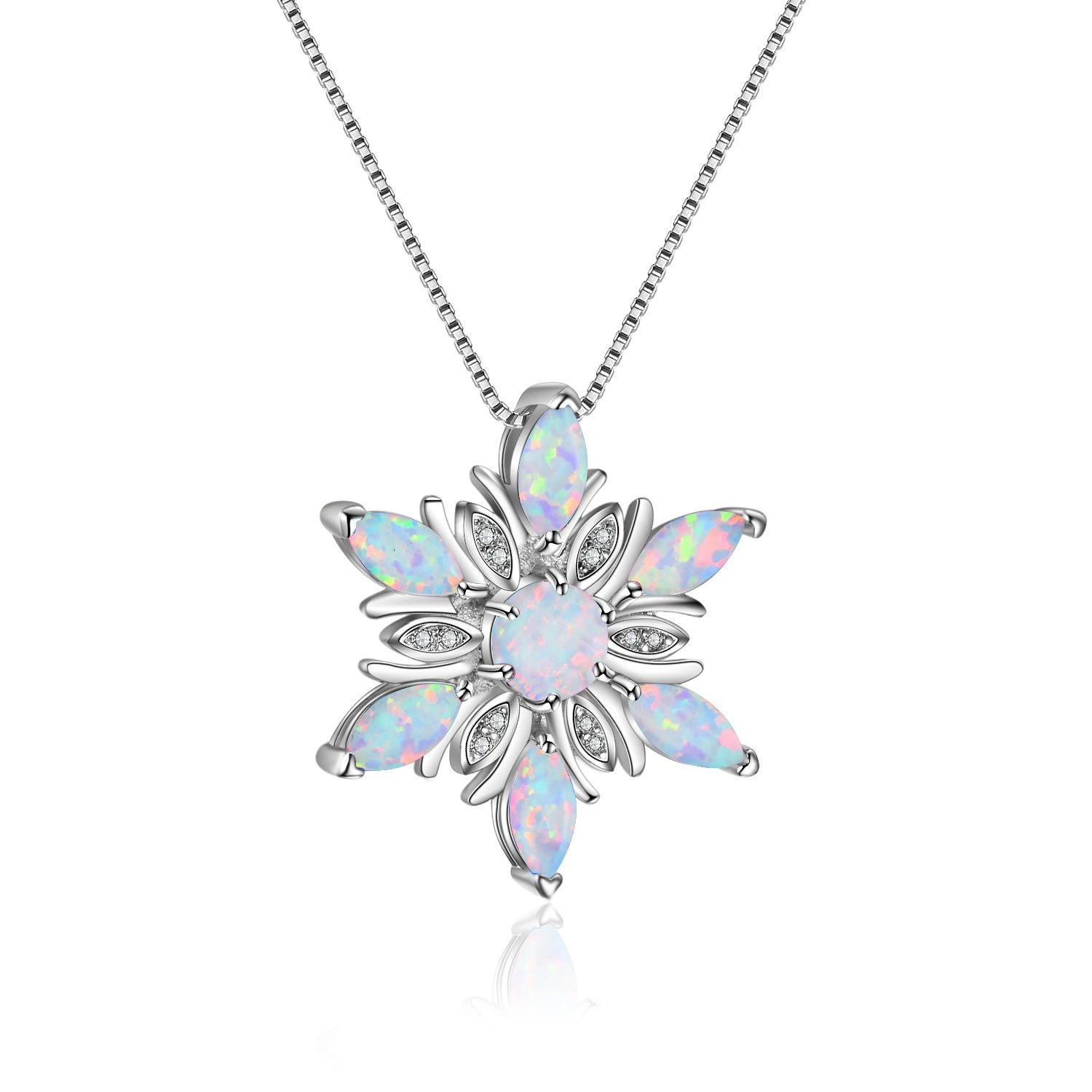 Necklace with Exaggerated Creative Design By European and American Brands Flower Shaped Pendant Necklace
