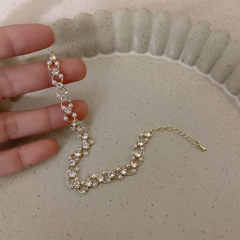 Alloy Jewelry Featuring Beads Everyday Wear Bracelet Suitable for Enhancing the Style of Youthful and Fashion Women