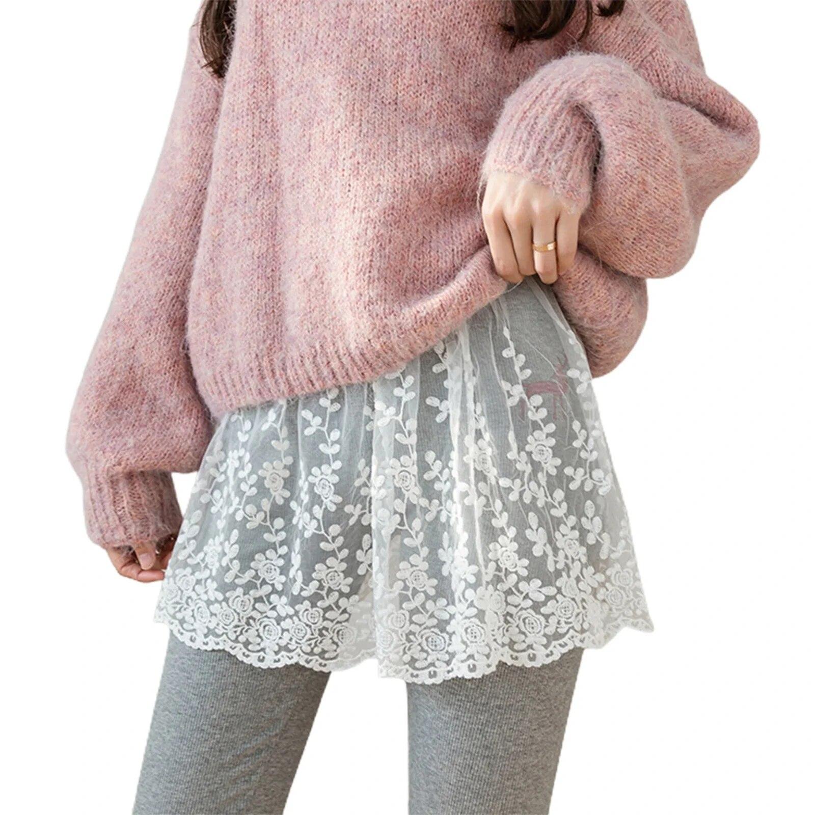 

Жіноча подовжена спідниця з мереживним подолом. Весна-осінь. Багатошарові підроблені топи. Міні-спідниця з квітковою вишивкою. Чорно-біла. One Size білий