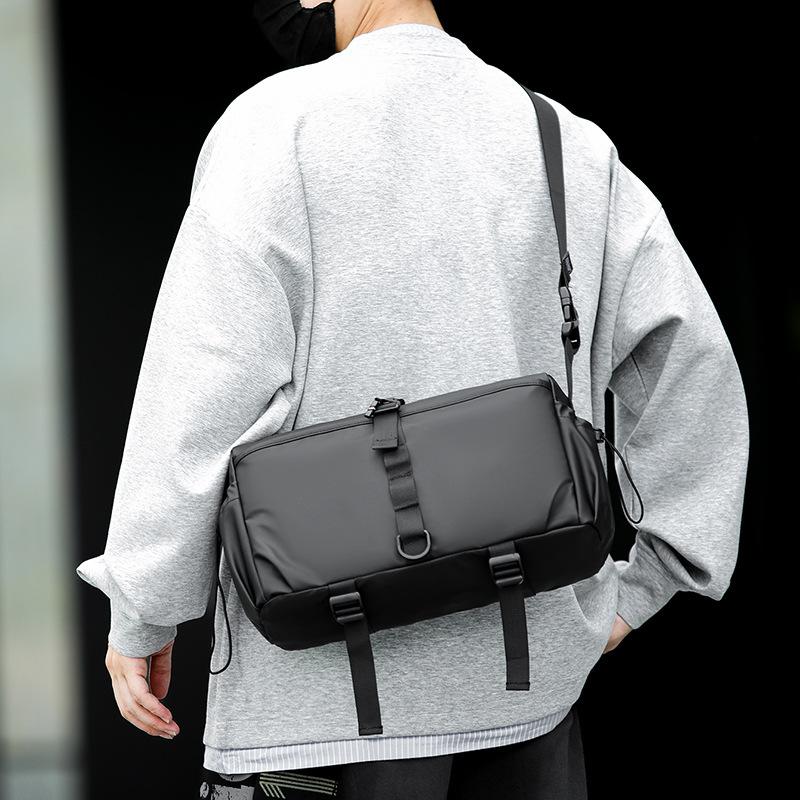 Men's Short-distance Travel Messenger Bag Business Large Capacity Messenger Bag Waterproof Shoulder Bag
