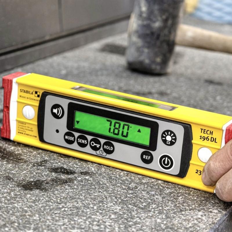 Electronic Spirit Level 23Cm Ip67 Tech 196Dl Stabila