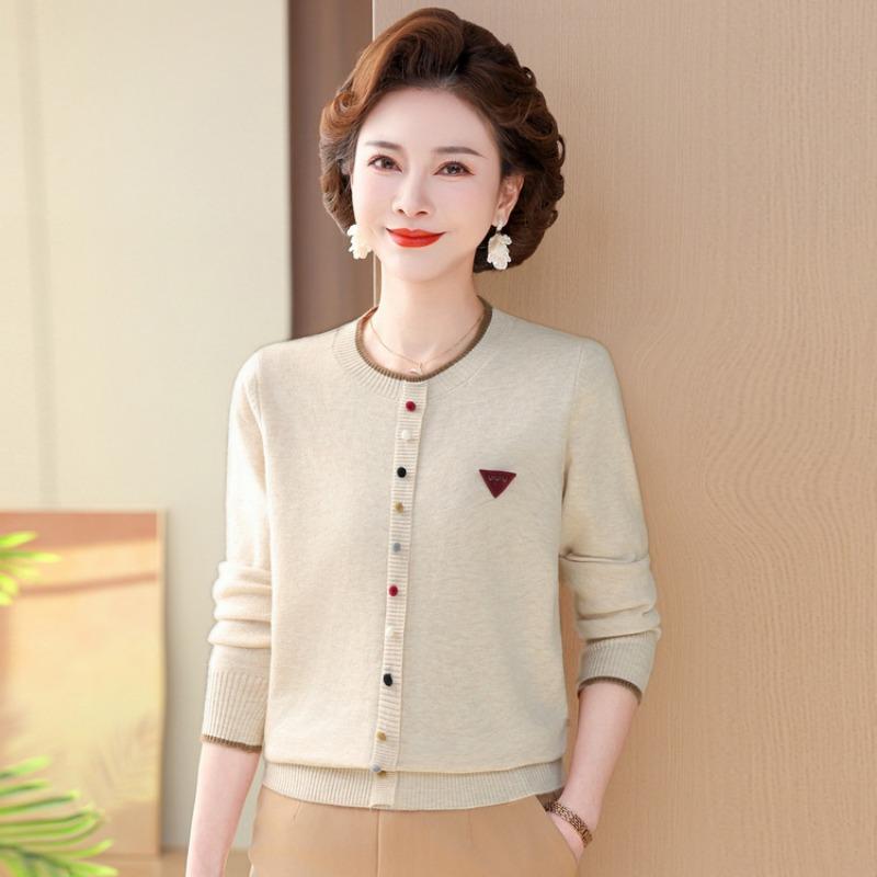Autumn new mother clothing knitted bottoming shirt fashion age-reducing middle-aged and elderly women's clothing loose and versatile sweater