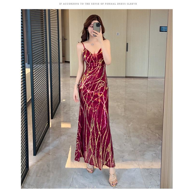 Hochwertiges Träger-Toast-Kleid Braut Hochzeits-Langes Kleid Damen-Applikationsbankett Schlankes Fischschwanzkleid Automodell-Abendkleid