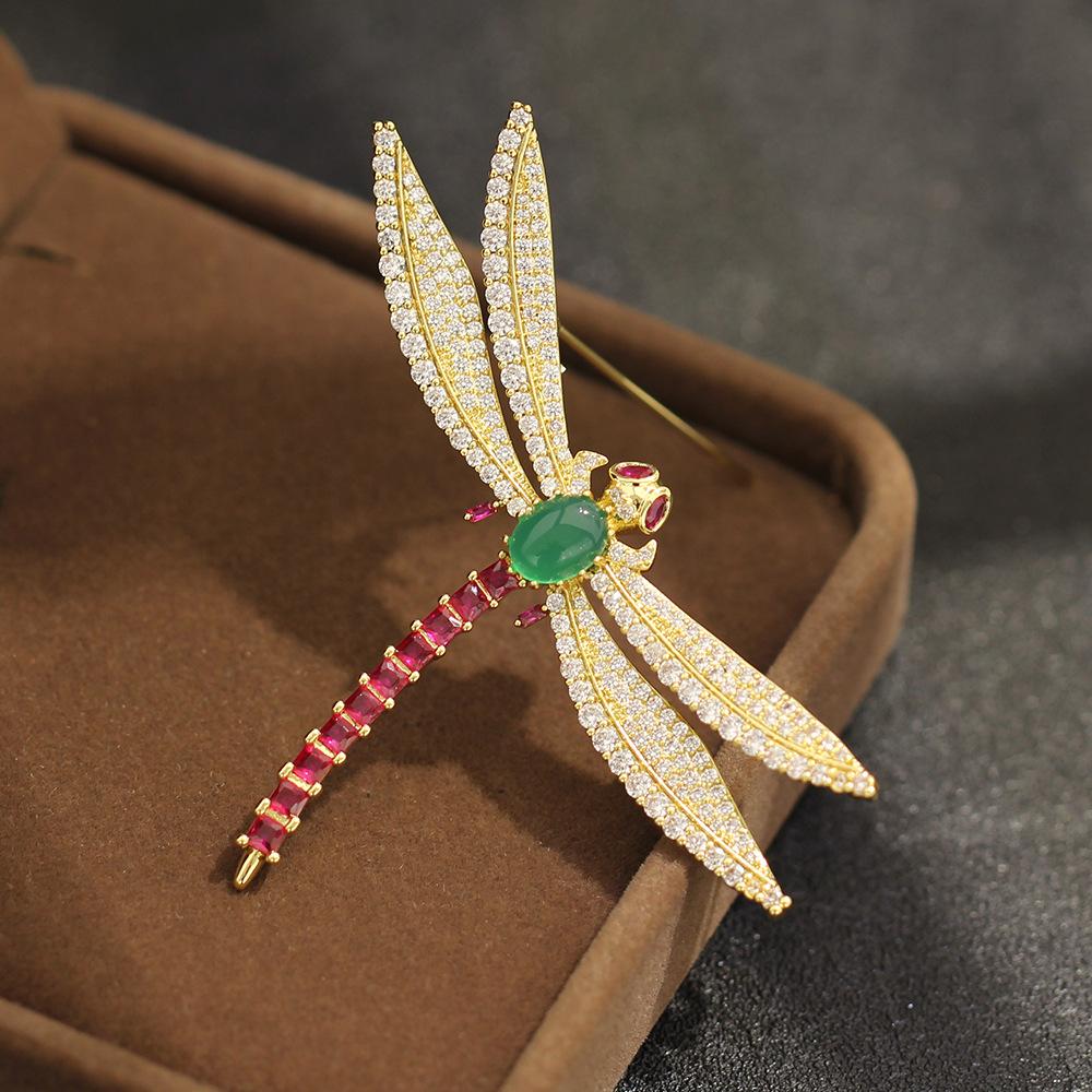 Designer niche micro-inlaid zircon colored stone dragonfly brooch two-color insect gold-plated pin men's and women's coat accessories