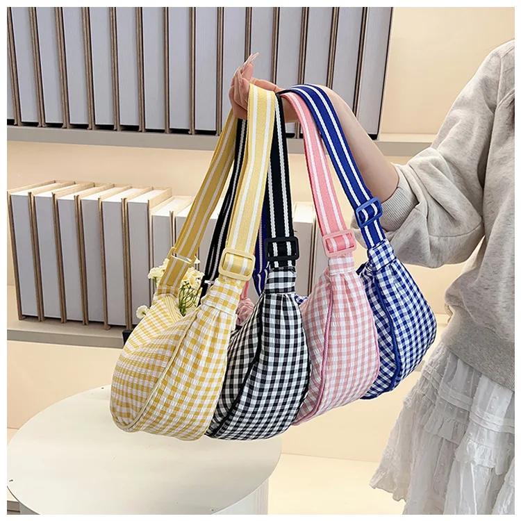Simple Plaid Women's Hobos Shoulder Bags Casual New Female Nyl Crossbody Bag Out Door Travel Girls Underarm Purse Handbags