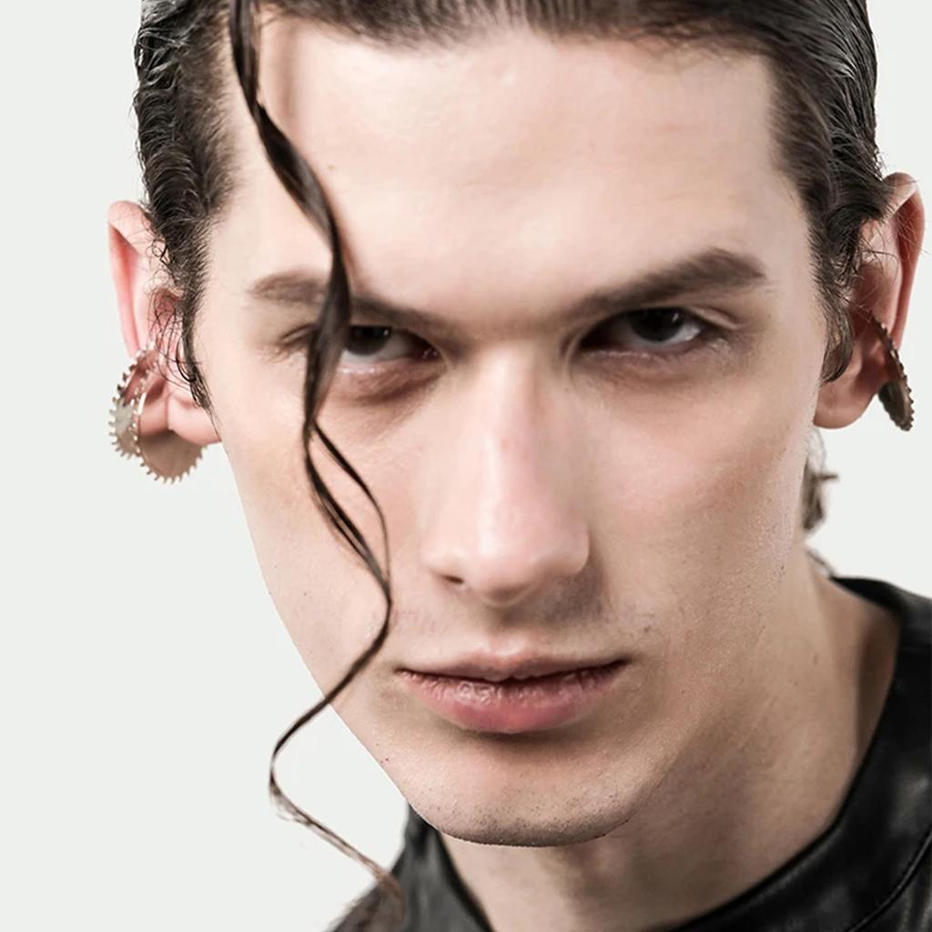 Stylish Sawtooth Gear Ear Clip Fashionable Accessory Hip Hop Sawtooth Gear Ear Cuffs Perfect Gift for Men and Women