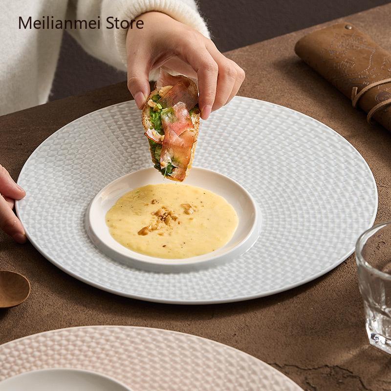 12 Inch White Ceramic Plate Home Main Dish Plate Creative Circular Cold Plates Kitchen Dining Bar Tableware Dinner Plates