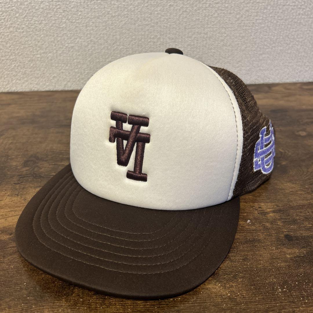 

[Б/У] Куртка-тракер UNIFORM STUDIOS Dodgers с обратным логотипом, Коричневая