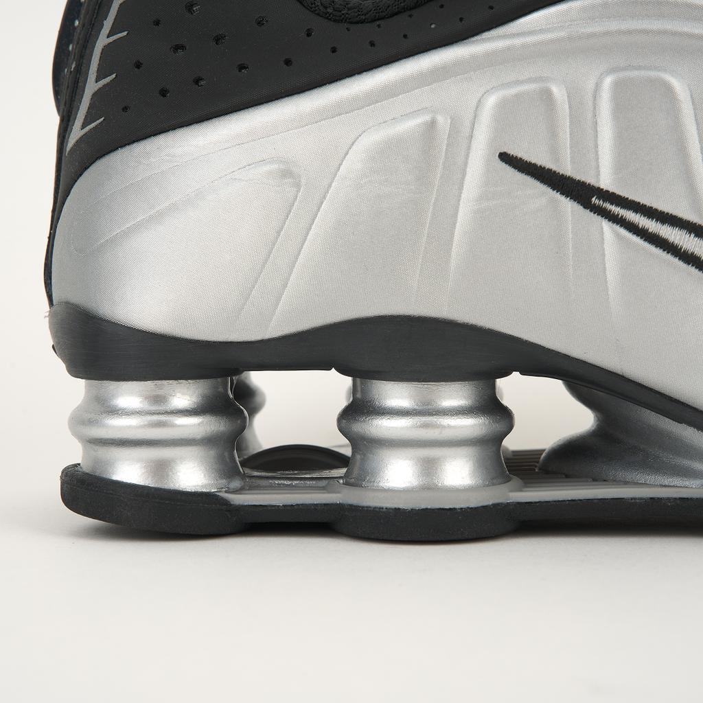 Nike Shox R4 Metalická Stříbrná Černá Unisex Tenisky HQ1988-007