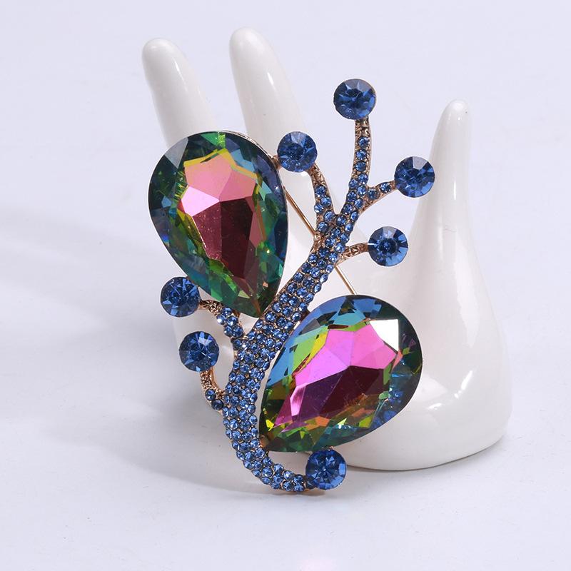 

SKEDS Exaggerated New Creative Big Rhinestone Badges Pins For Women Lady Fashion Exquisite Luxury Brooches Banquet Dress Jewelry