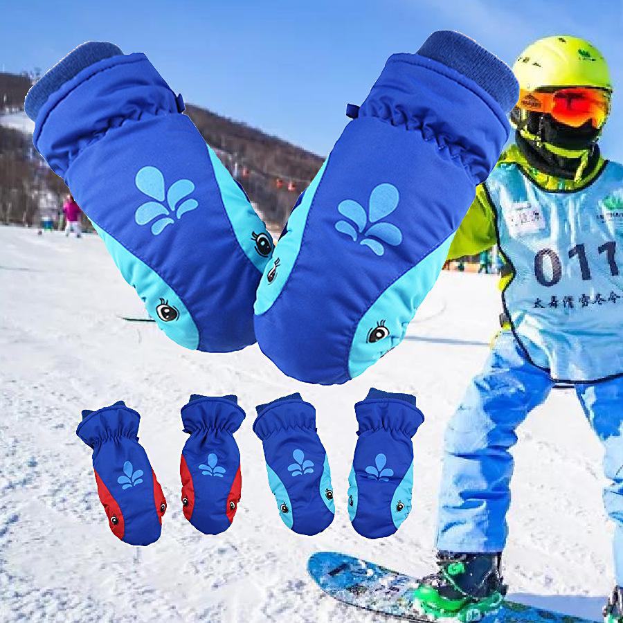 

Дитячі лижні рукавички для середнього та старшого віку взимку
