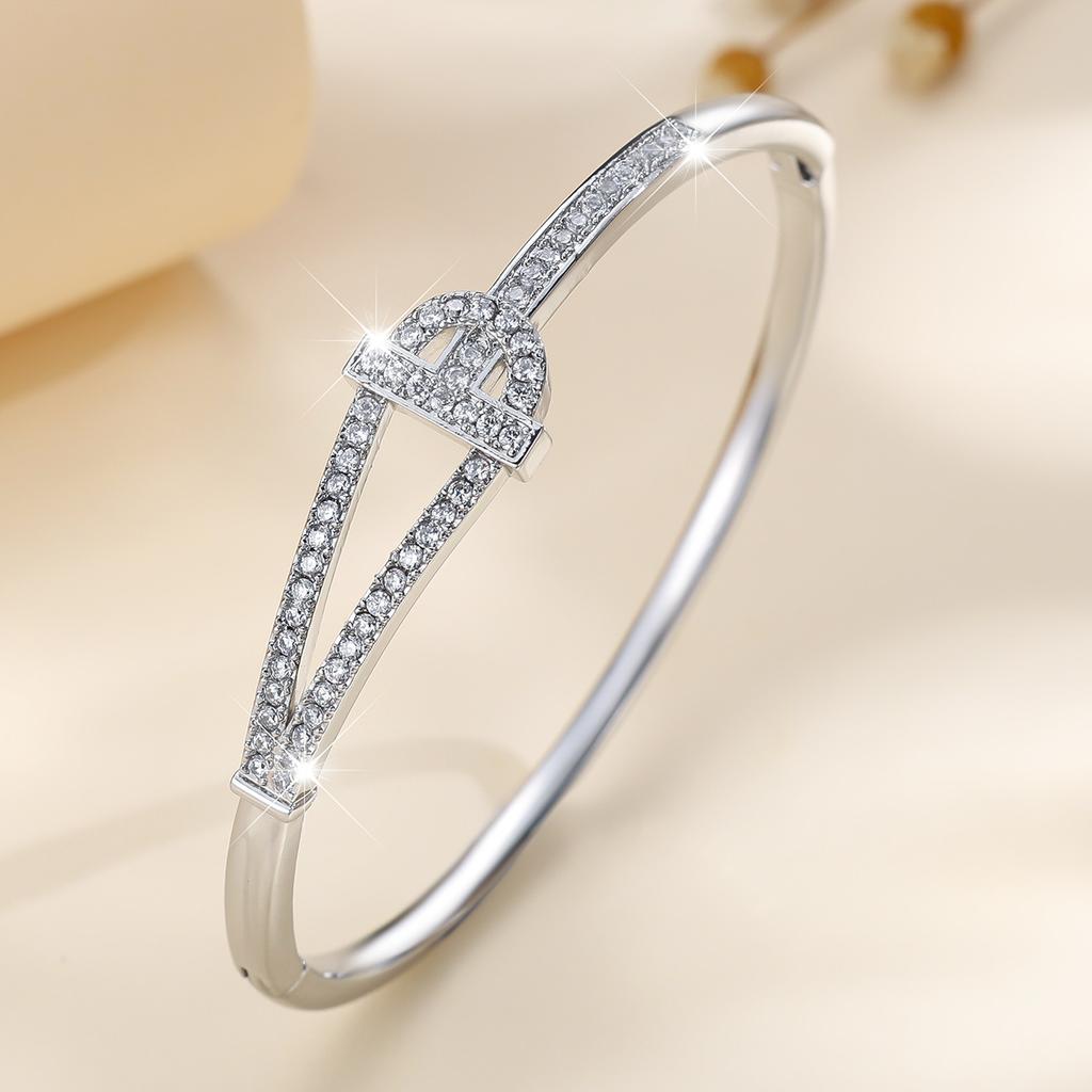Modisches High-End-Nischen-Design Zirkonia Mikro-Pavé Elegantes und Vielseitiges Armband für den Alltag