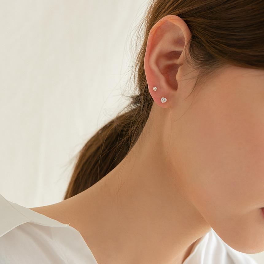 Lunne 14K Heart Cubic Earrings (14K Gold) #Es03