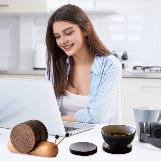 Walnut Snail Coasters Set Wood Cup Mat Placemats Heat-Resistant Drink Pads for Tea Coffee Mugs Natural Wood Grain Home Decor